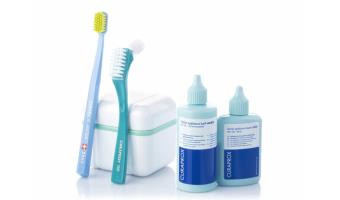  Уход за съемными протезами тоже важен.